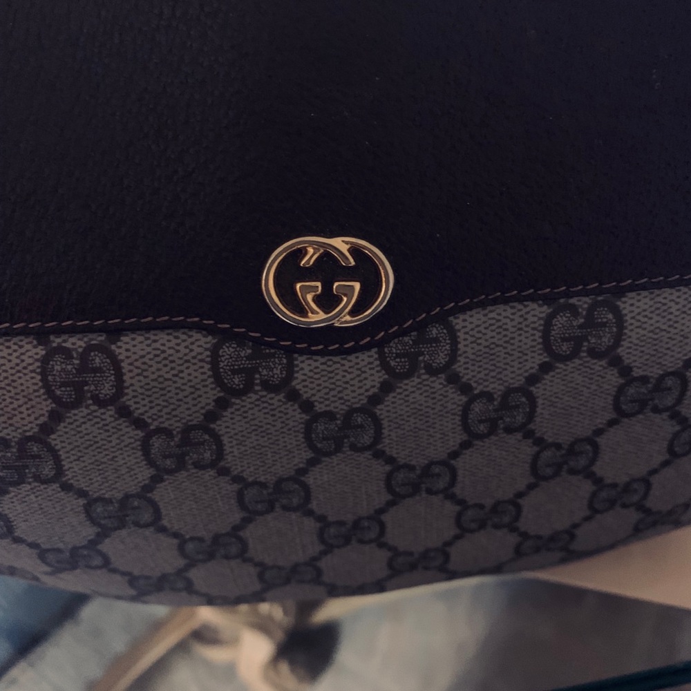 Authentic Gucci Purse